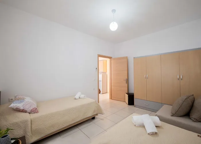 Dajana Apartments